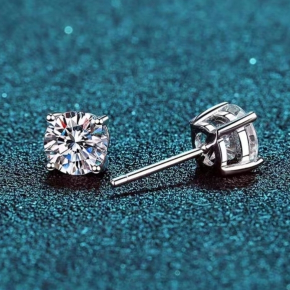 4 CARAT MOISSANITE STUD EARRINGS - Picture 4 of 10